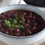 Deliciosa receta de alubias negras con verduras: una opción nutritiva y reconfortante