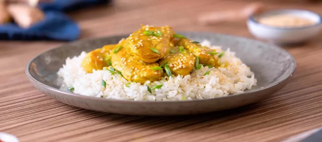 receta de arroz con curry y pollo 1 - Receta de arroz con curry y pollo: una deliciosa combinación de sabores