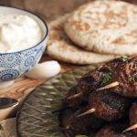 Receta de koftas árabes de pollo: una delicia especiada para disfrutar en casa