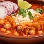 Delicioso Pozole Rojo: Una Receta Tradicional Mexicana para Disfrutar en Casa