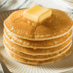 Deliciosos y esponjosos hotcakes para disfrutar en el desayuno
