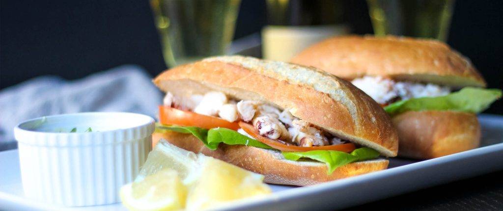 receta de sandwich de cangrejo o langosta - Deliciosas recetas de sandwich de cangrejo o langosta para disfrutar en cualquier momento