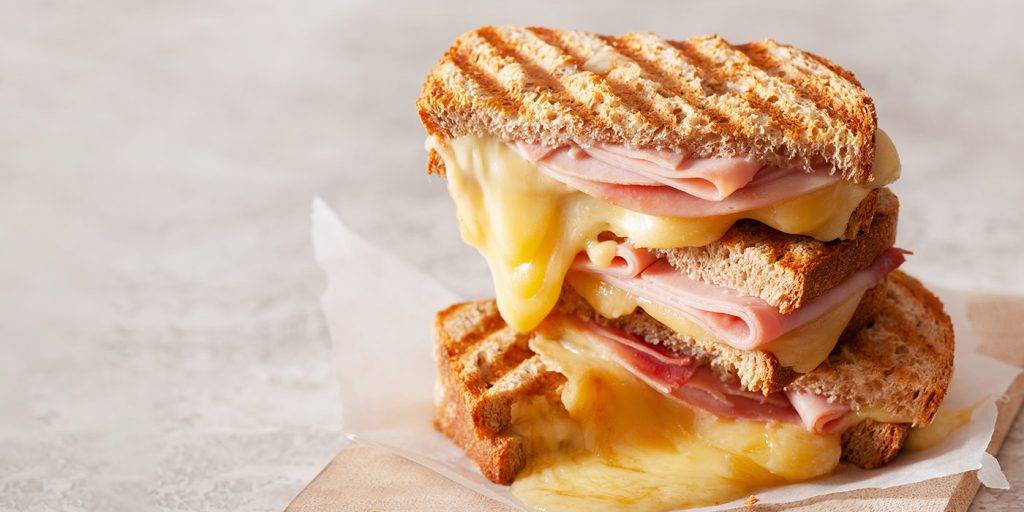 receta de sandwich de jamon y queso 2 - Receta de Sándwich de Jamón y Queso: Un Clásico Sabroso y Fácil de Preparar